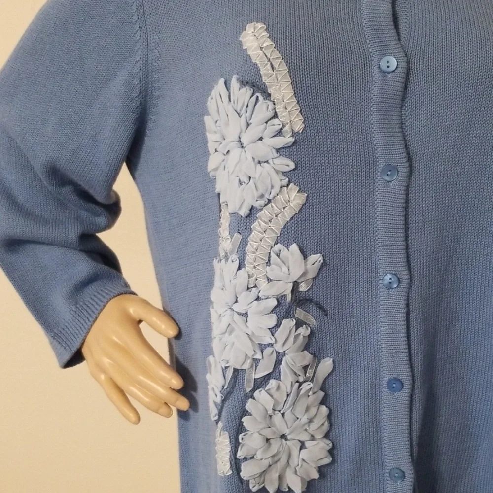 FLORAL RIBBON SOUTACHE! Cardigan | Periwinkle Blue | L | EUC | HIGH QUALITY! - Picture 4 of 7